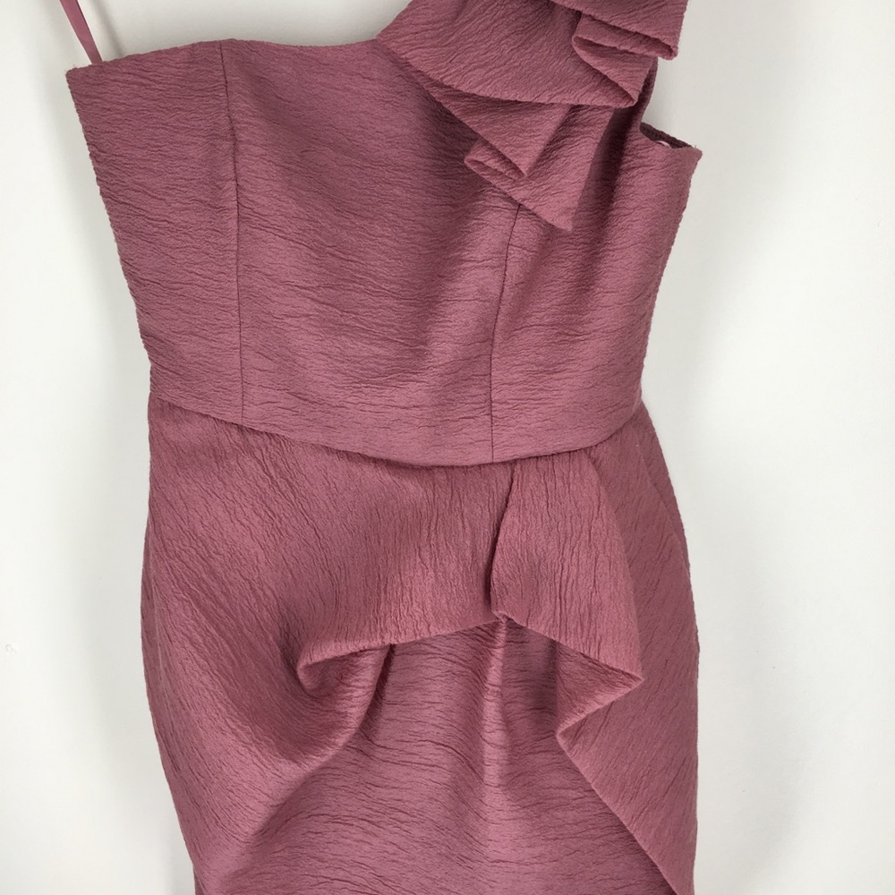 🚨SOLD🚨 BCBGMaxAzria Audrey One Shoulder Dress - Picture 6 of 8